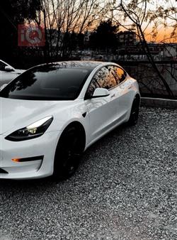 تسلا موديل 3